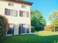 Visualizza le foto dell'immobile