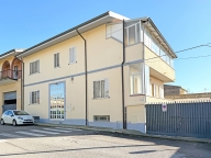 Visualizza le foto dell'immobile