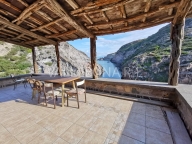 Visualizza le foto dell'immobile