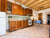 Visualizza le foto dell'immobile