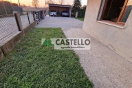 Visualizza le foto dell'immobile