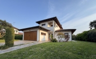 Visualizza le foto dell'immobile