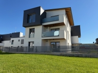 Visualizza le foto dell'immobile