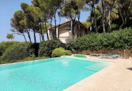 Visualizza le foto dell'immobile