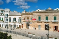 Visualizza le foto dell'immobile