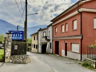 Visualizza le foto dell'immobile