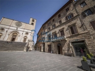 Visualizza le foto dell'immobile