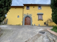 Visualizza le foto dell'immobile