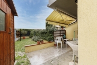 casa indipendente in vendita a Prato