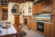 Visualizza le foto dell'immobile