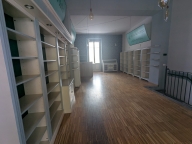 Visualizza le foto dell'immobile