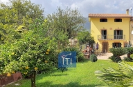 Visualizza le foto dell'immobile