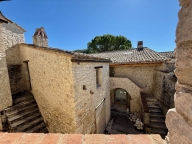 Visualizza le foto dell'immobile