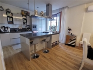 Visualizza le foto dell'immobile