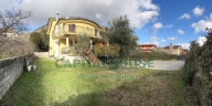 Visualizza le foto dell'immobile
