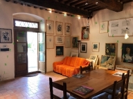 Visualizza le foto dell'immobile