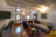 Visualizza le foto dell'immobile