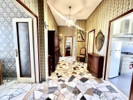 Visualizza le foto dell'immobile