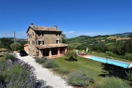 Visualizza le foto dell'immobile