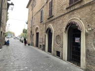 Visualizza le foto dell'immobile