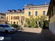 Visualizza le foto dell'immobile