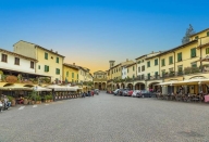 Visualizza le foto dell'immobile