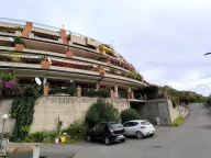 Vai alla scheda immobile Vai alla scheda immobile