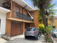 casa indipendente in vendita ad Arsago Seprio