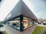 Visualizza le foto dell'immobile