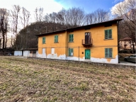 Visualizza le foto dell'immobile