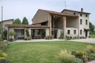 Visualizza le foto dell'immobile