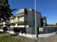 Visualizza le foto dell'immobile Visualizza le foto dell'immobile