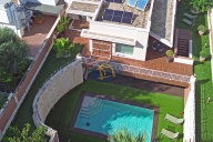 Visualizza le foto dell'immobile