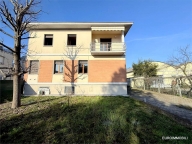 casa indipendente in vendita a Parma
