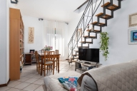 Visualizza le foto dell'immobile