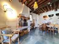 Visualizza le foto dell'immobile