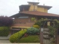 Visualizza le foto dell'immobile