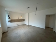 Visualizza le foto dell'immobile Visualizza le foto dell'immobile