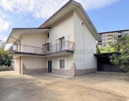 Visualizza le foto dell'immobile