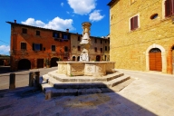 Visualizza le foto dell'immobile