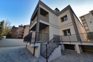 Visualizza le foto dell'immobile