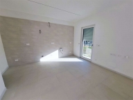 Vai alla scheda immobile Vai alla scheda immobile