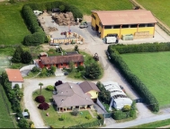 Visualizza le foto dell'immobile