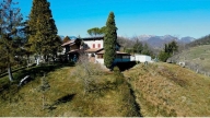Visualizza le foto dell'immobile
