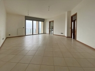 Visualizza le foto dell'immobile Visualizza le foto dell'immobile