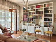 Visualizza le foto dell'immobile