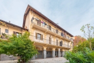 Visualizza le foto dell'immobile