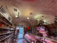 locale commerciale in vendita a Brindisi in zona Centro Città
