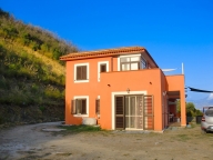 Visualizza le foto dell'immobile