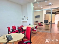 Visualizza le foto dell'immobile